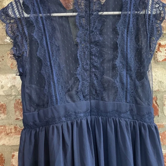 Maternity dress, lace detail - Picture 4 of 4